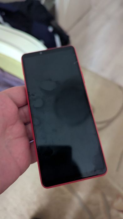 Нашел телефон sony Xperia