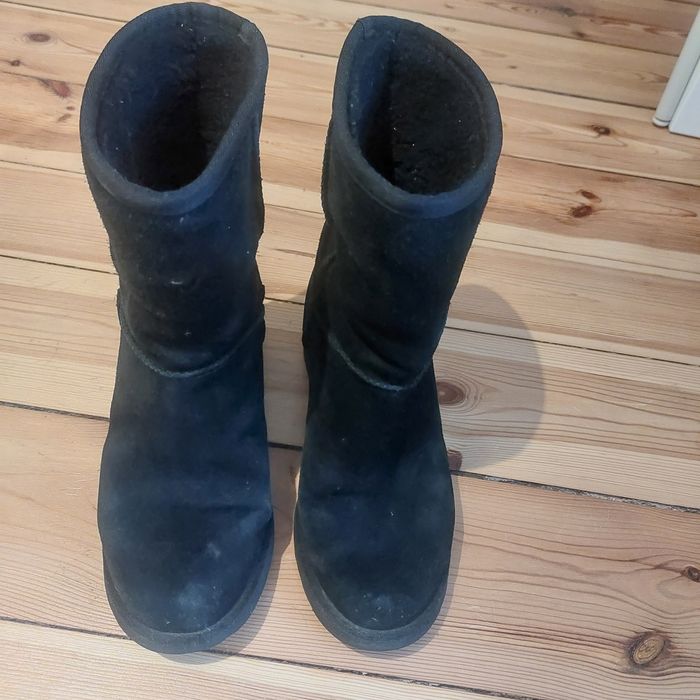 UGG czarne zamszowe na podwyższeniu | rozm. 38 | używane