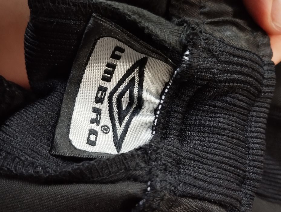 Spodnie dresowe 3/4 Umbro do wspinaczki XL