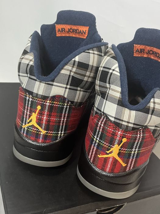 Кросіаки Jordan 5