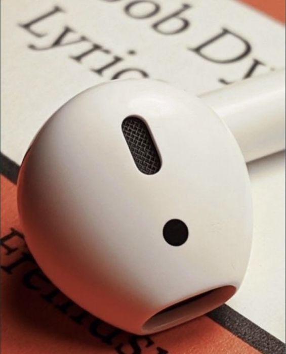 Правый наушник Airpods 1 A1523 A1722 A1602