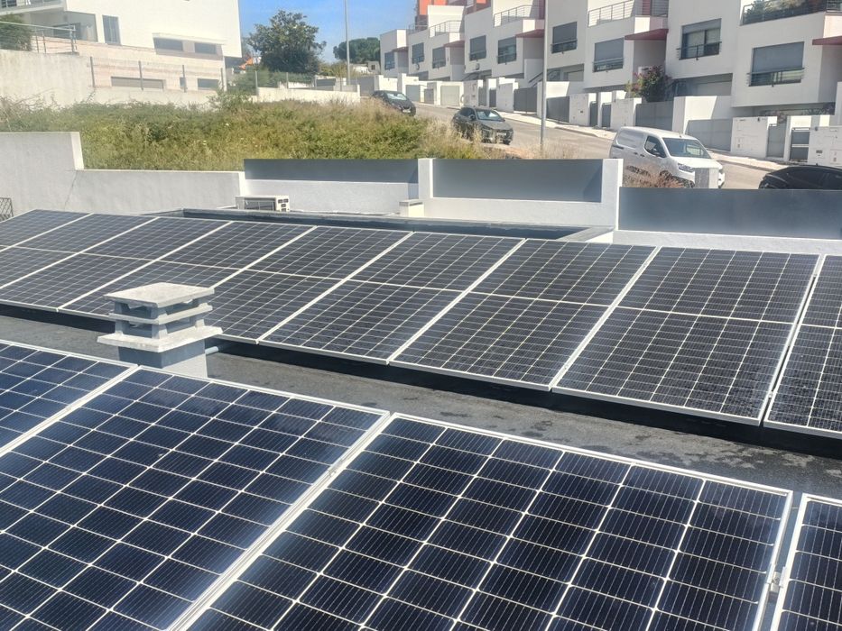 Kit solar completo com Instalação, Inversor deye 6kw+Bateria 16kw+8paineis solares 605w