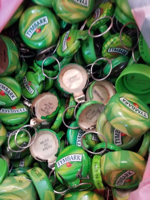 Kapsle Tymbark Zbiór kapsli z Tymbarka z tekstami i złotymi myślami