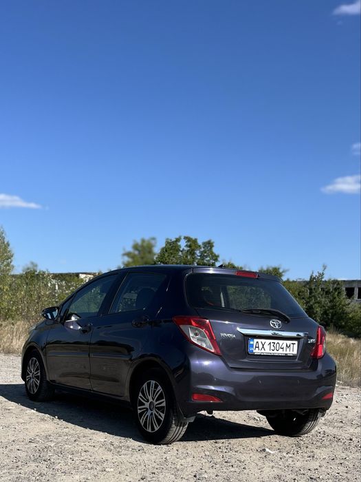Продам автівку TOYOTA