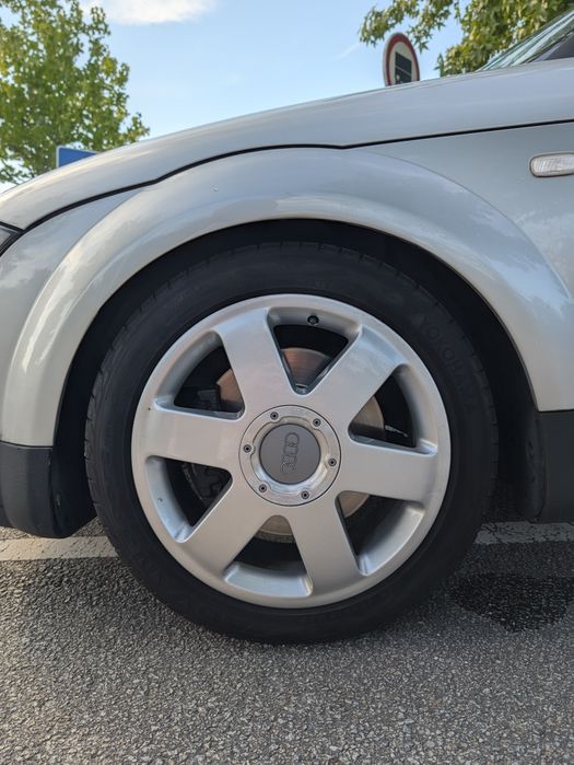Audi TT 1.8T 180cv