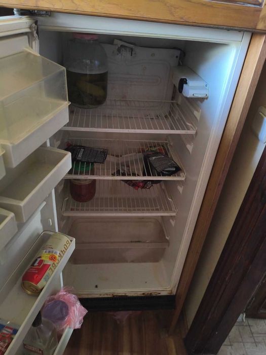 Продам холодильник