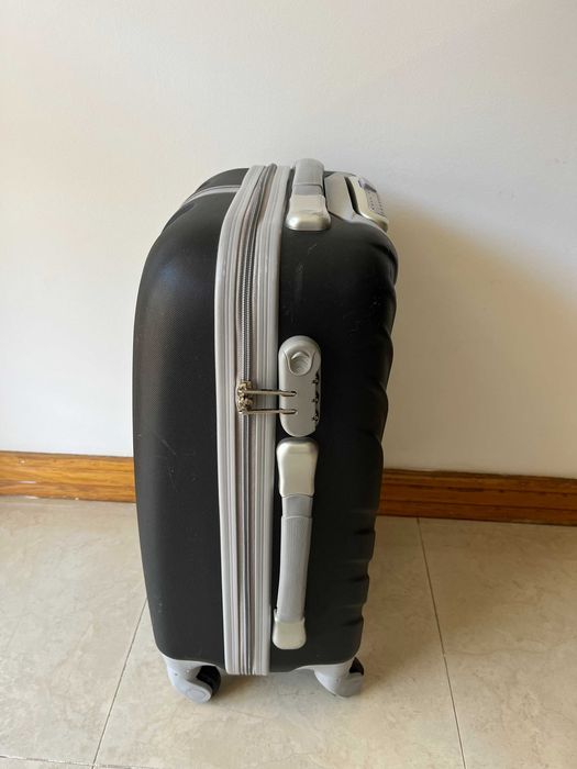 Mala Viagem Preta de Cabine - Trolley