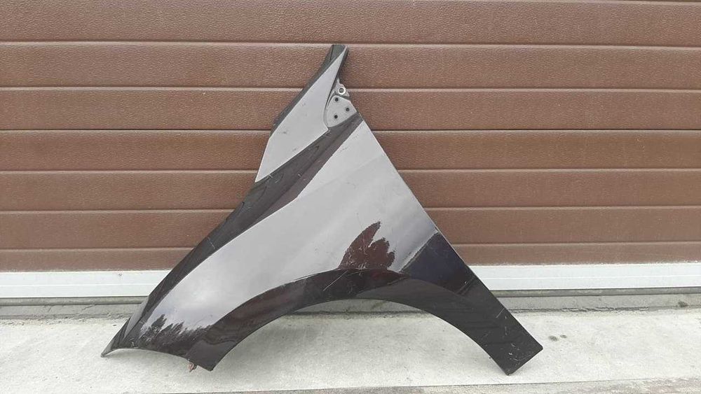 Крило переднє Renault Megane III 2009-2017р