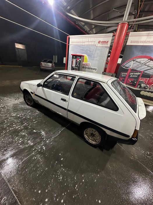 Заз Таврія нова 1102