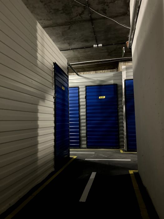 Здам кладовку 2,25 м² на складі біля метро Васильківська