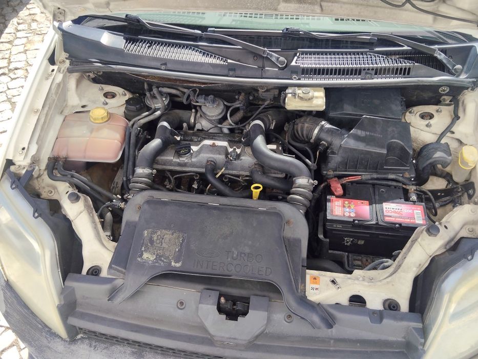 Ford Transit connect 230L 90cv, motor impecável