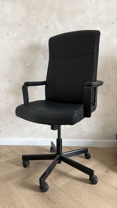 Krzesło biurowe obrotowe | fotel biurowy regulowany