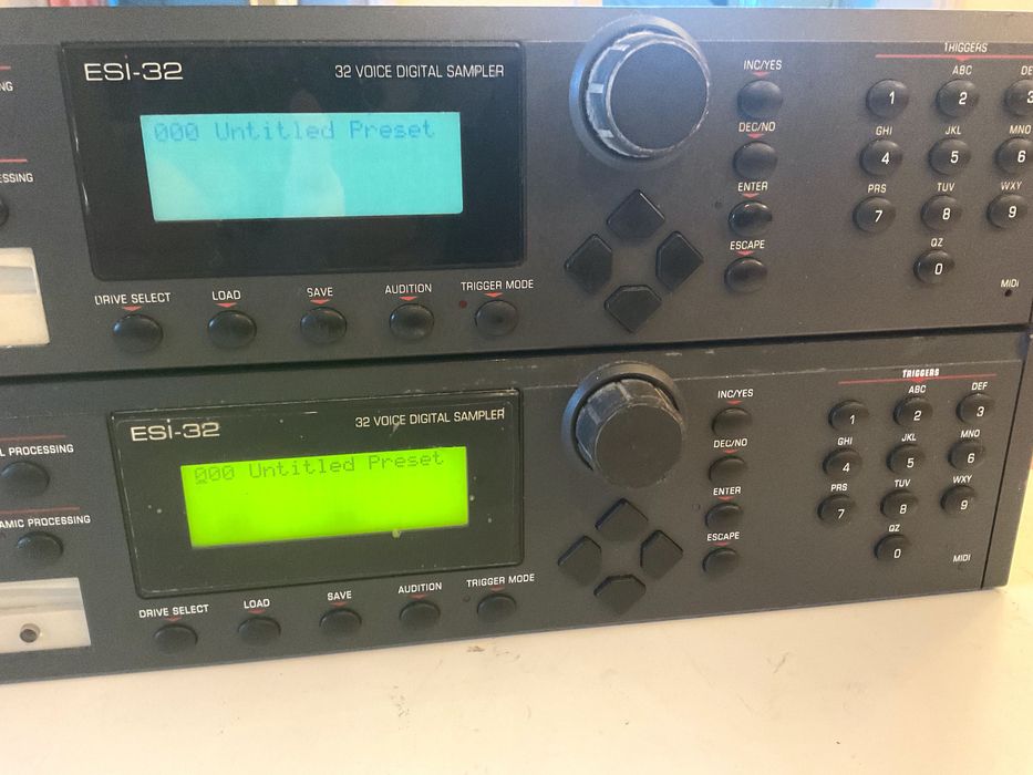 Sampler E-MU ESI-32 - Duas unidades com vários extras!