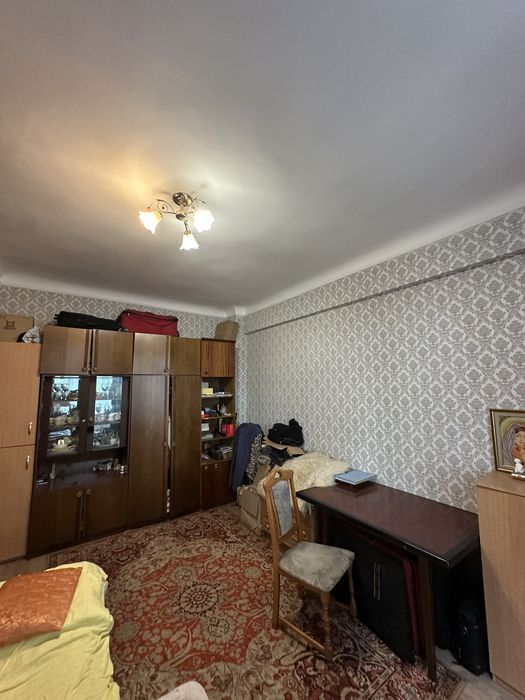 Продаж 3-кімнатної квартири у Залізничному районі м.Львова