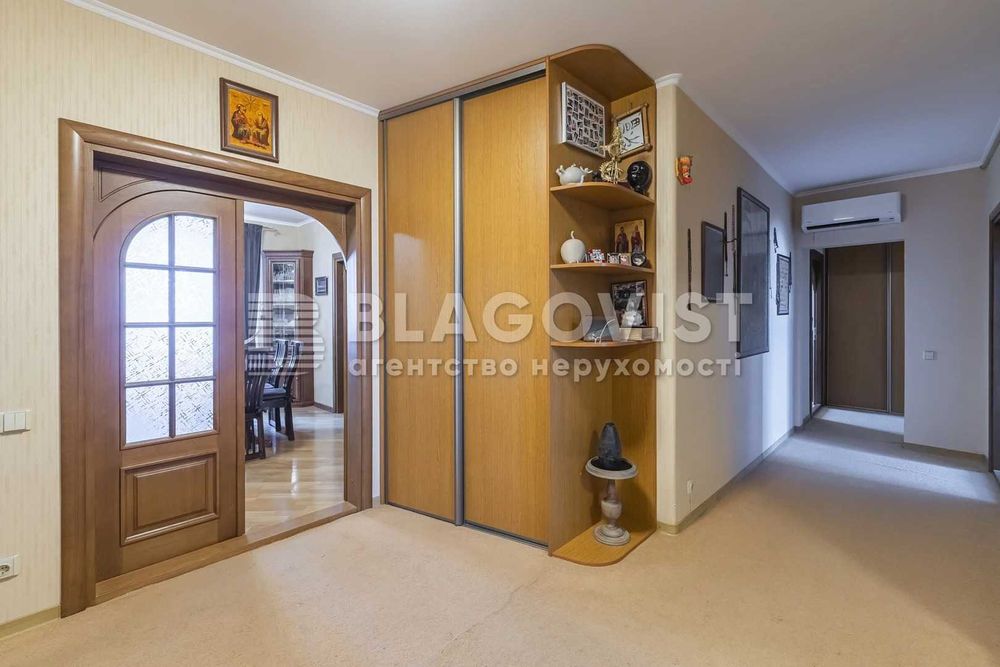 Без %Продаж 5-кім квартири на  вулиці Харківське шосе 56,