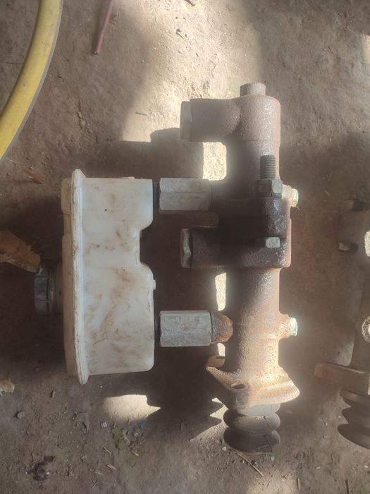 тормозные барабанные передние-задние газ 53-52 ,3307-3309