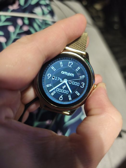 AM:PM Smartwatch