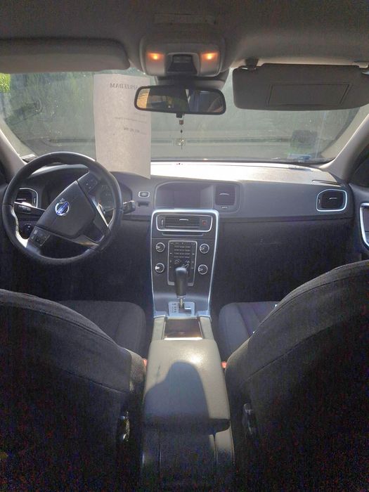 Volvo v60 d3 plus gratis