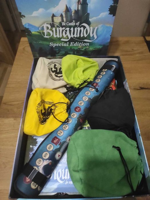 Insert Organizer do gry planszowej Zamki Burgundii – Edycja Specjalna