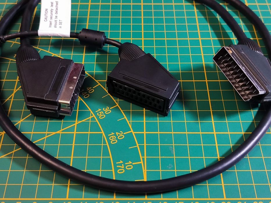 Kabel SCART i przejściówka Samsung