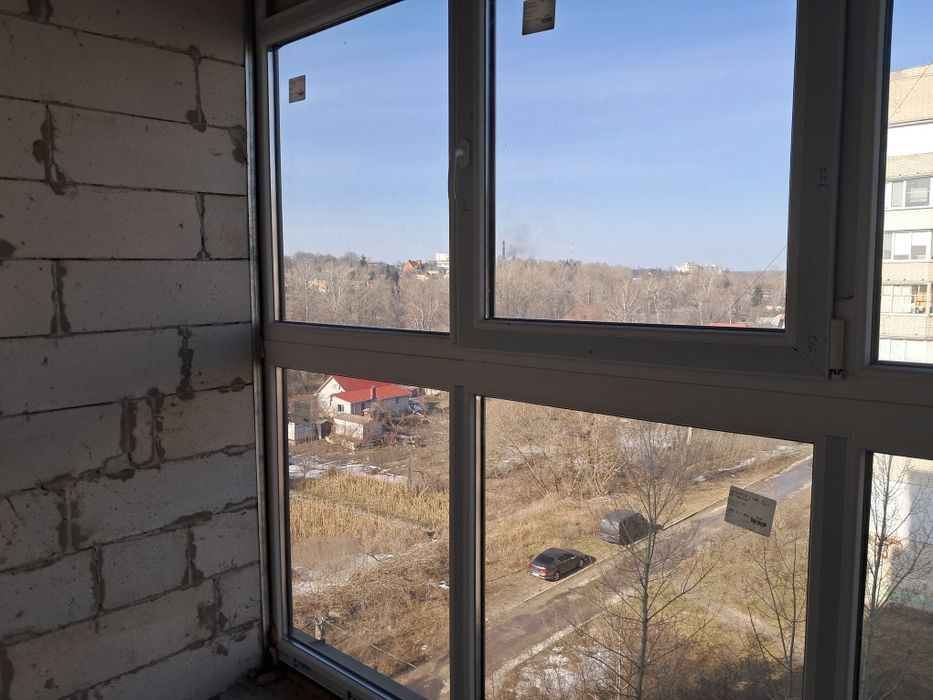 Однокімнатна в новобудові на ЗСУ, 1, працюємо з програмами