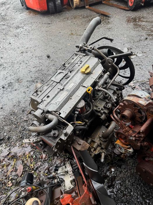 silnik DEUTZ Turbo BF4M1012 4 cylindrowy 75KM części wózek widłowy