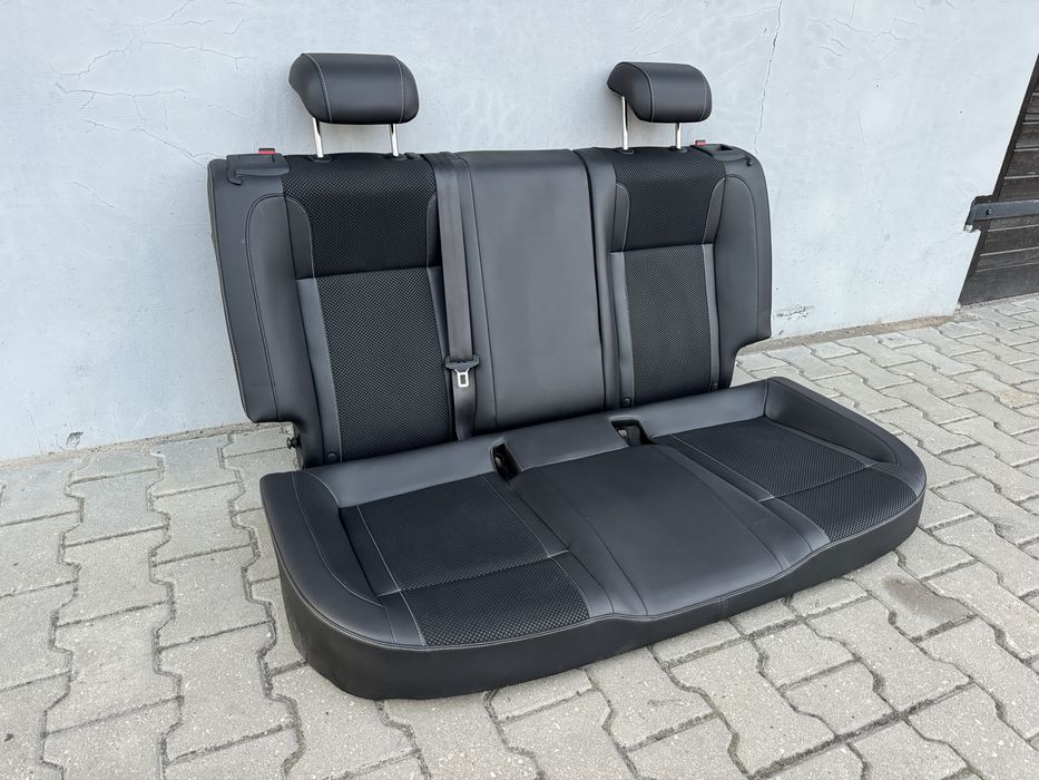 Kanapa tył Opel Astra J IV Gen. OPC GTC oparcie tylne fotele siedzenia