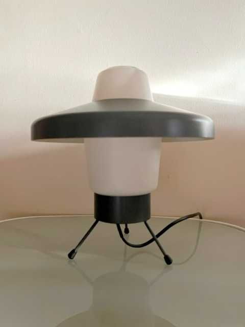 Candeeiro de mesa, Louis Kalff  NX 35, Philips década de 1950