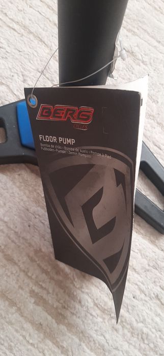 Bomba para pneus de bicicleta Berg