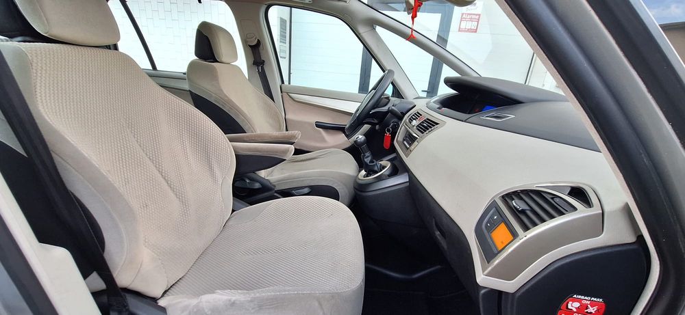 Citroen c4 Picasso 7 lug