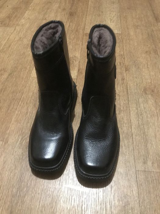 Продам нові чоловічі зимові сапоги