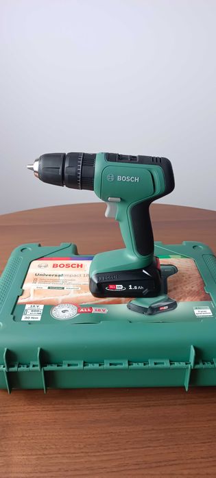 Bosch UniversalImpact 18V: aku 1.5Ah, ładowarka, pudełko, instrukcja