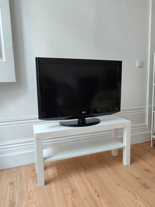 LG 32" com comando, e móvel