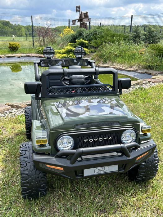 Auto na akumulator Jeep Dżip samochód TOYOTA FJ 4X4 SKÓRA KOŁA EVA LED