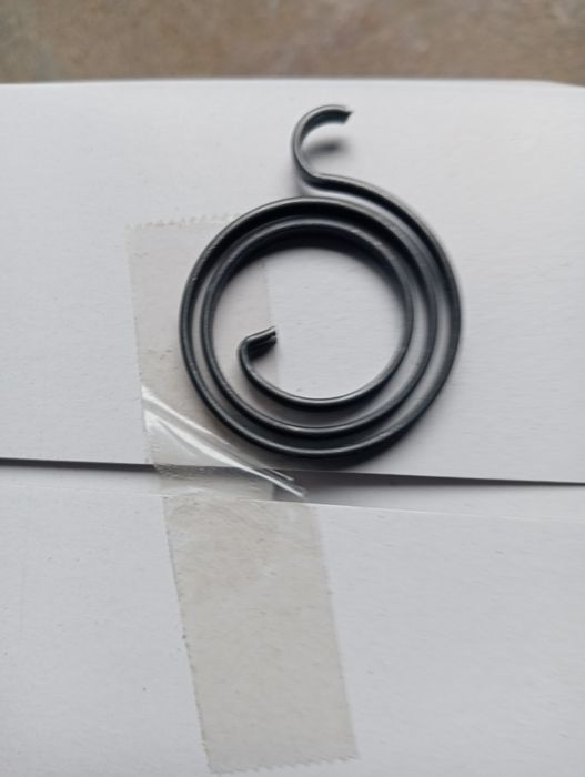 Mola para puxador de porta