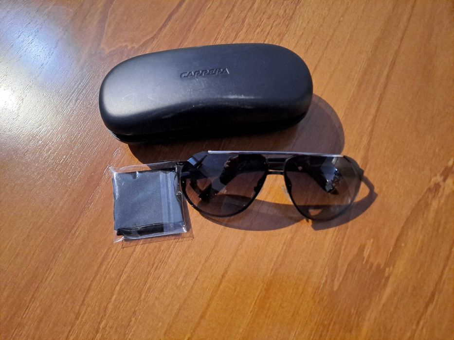 Oculos de Sol Carrera