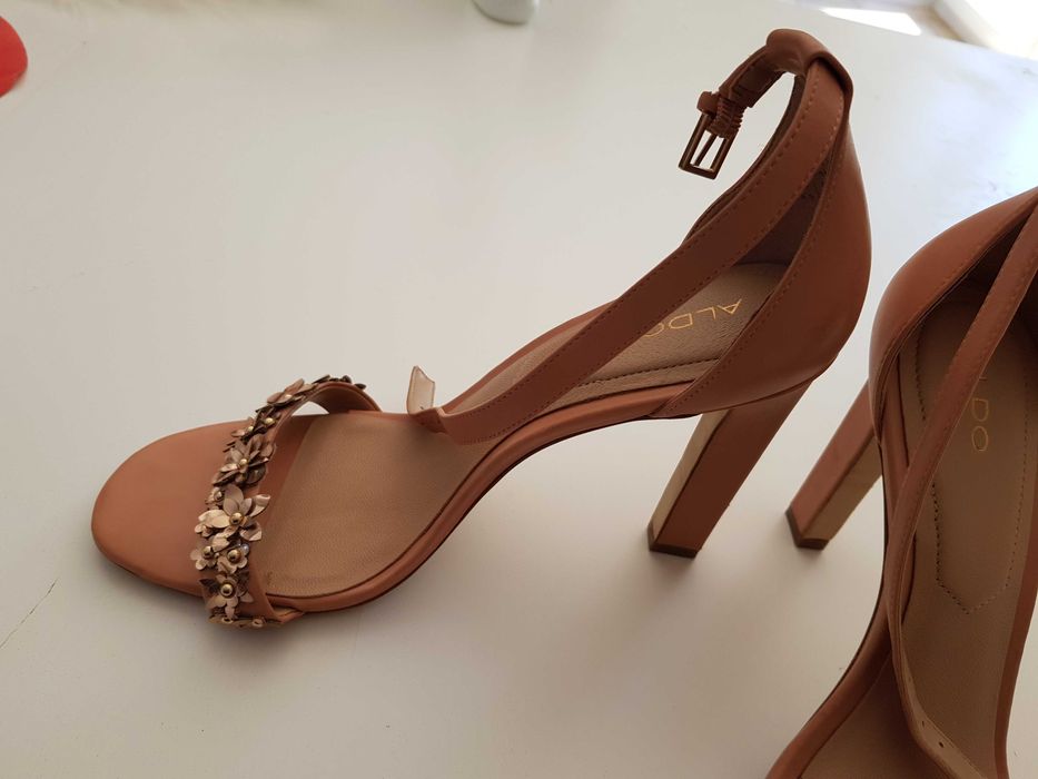 Sandały damskie ALDO 39