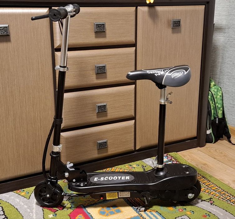Детский электросамокат E-Scooter с сиденьем 12-14 км/ч черный