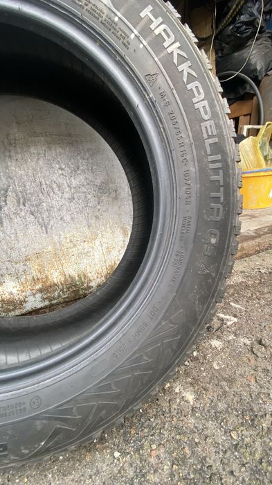 Шини зимові 2 шт 205 65 р 16 nokian