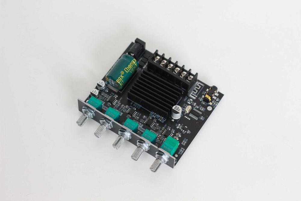 MINI Wzmacniacz Audio ZK-MT21 (50W*2 + 100W) 2.1 Bluetooth/AUX