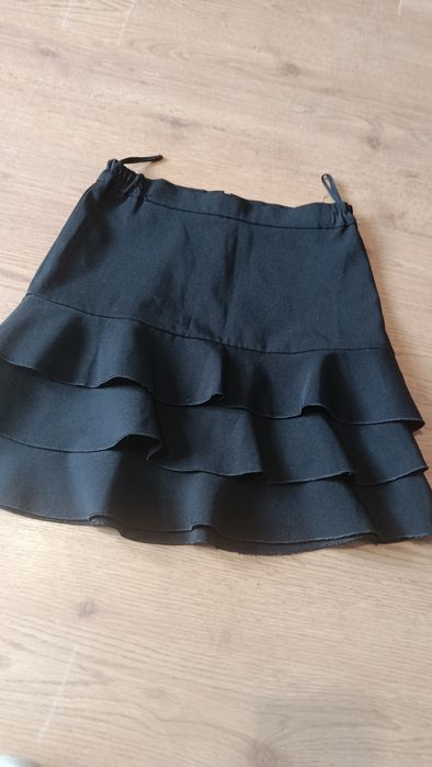 Spódnica czarna elegancka 134 dla dziewczynki