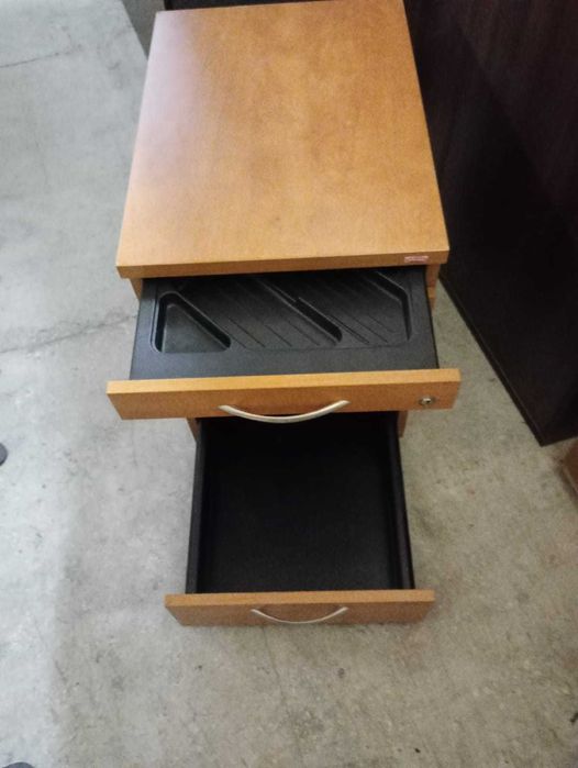 Kontenerek pod biurko MIKOMAX Calvados  kontenerki przybiorniki biuro