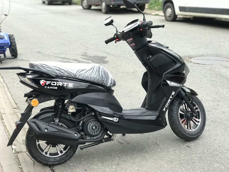 Скутер Forte Canoe