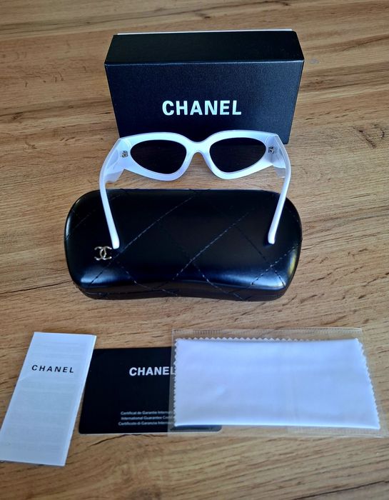 Okulary przeciwsłoneczne Chanel