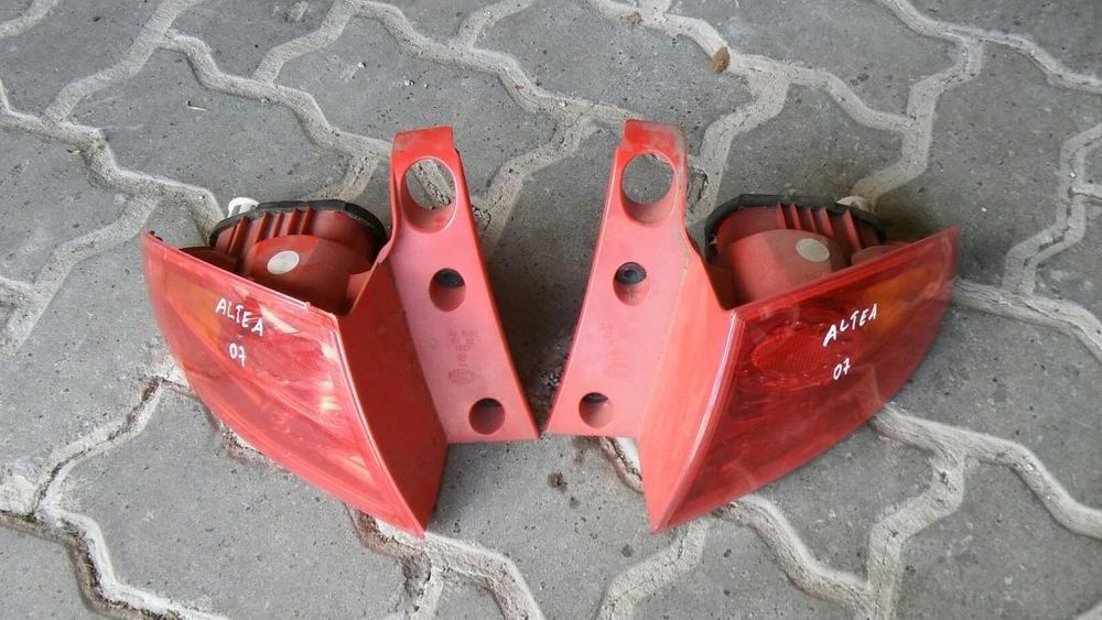 Farol traseiro passageiro seat altea