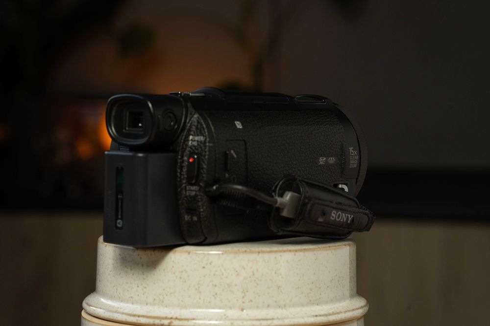 Kamera Sony FDR-AX33 4K UHD Handycam
