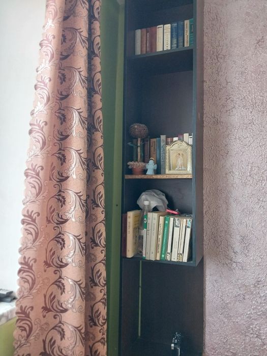 Шкафчики для книг