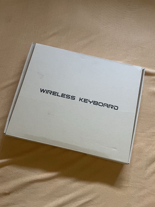 Wireless keyboard ipad 12.9