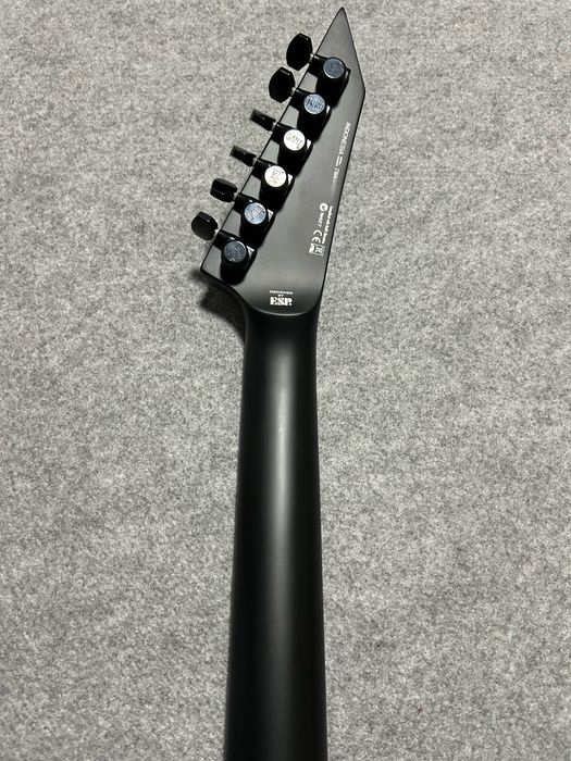 ESP LTD Arrow Black Metal