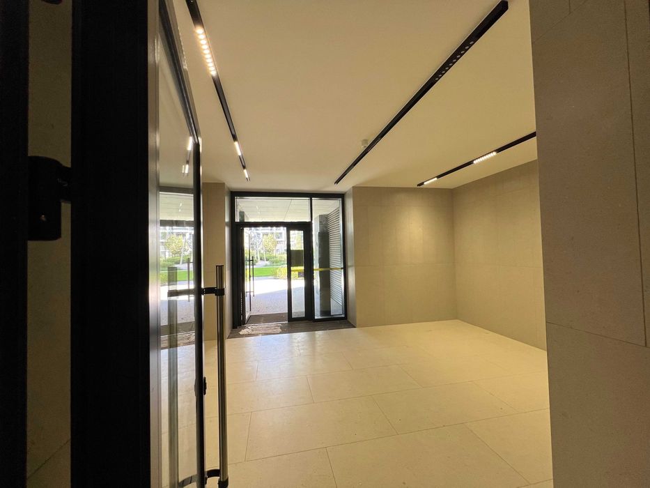 Без%, паркомісце в  Unit Home/Гарета Джонса 12А, Cenrtral Tower